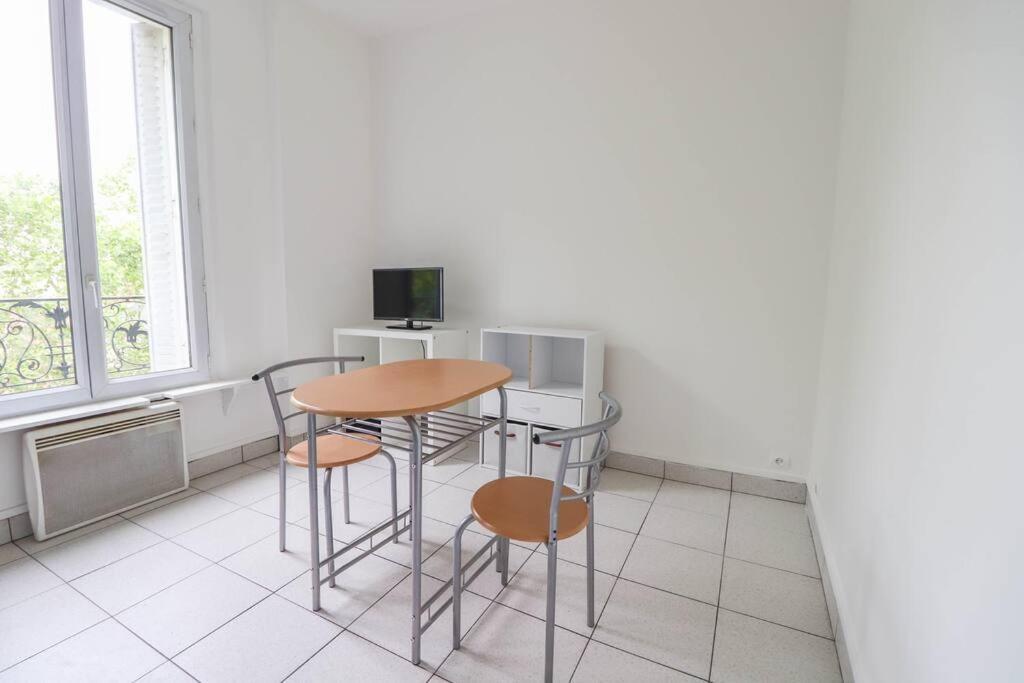 Montrouge 1 Bedroom Flat 30M2 - Kültér fotó