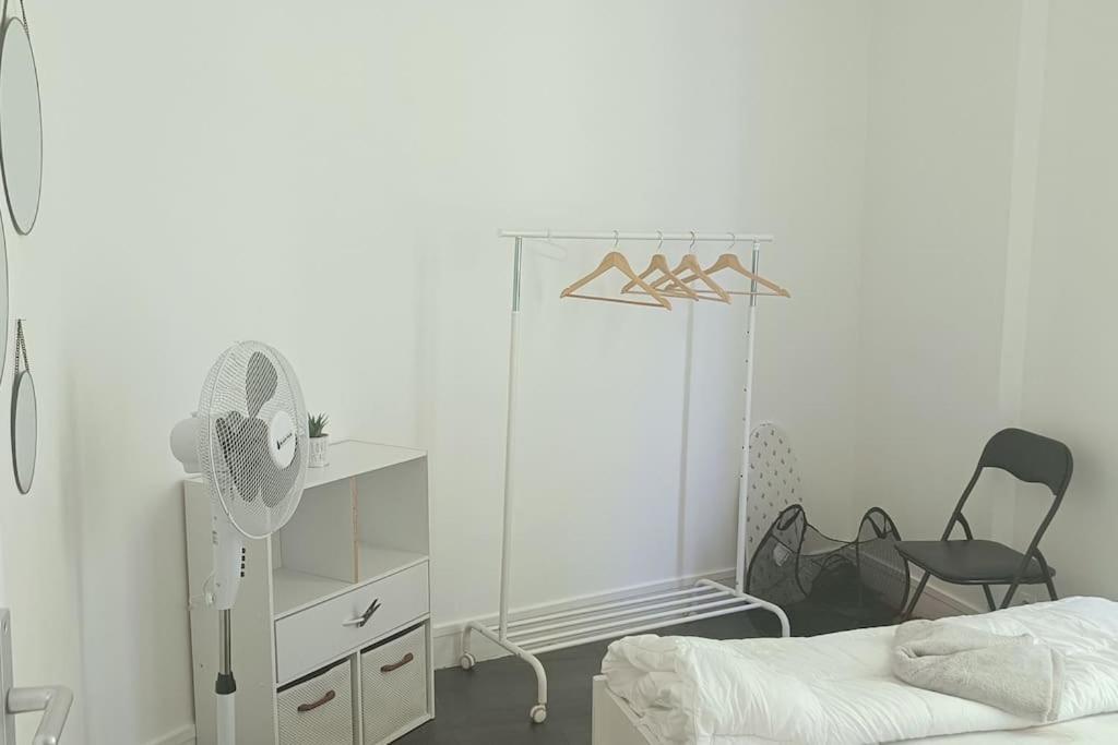Montrouge 1 Bedroom Flat 30M2 - Kültér fotó